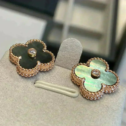 [Stars Jewelry]CLOVER MEDIUM 1 MOTIFS GRAY MOP  DIAMOND EARRINGS