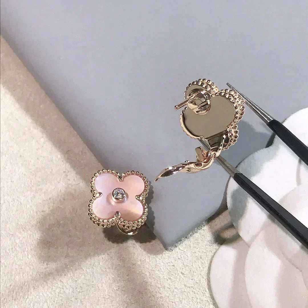 [Stars Jewelry]CLOVER MEDIUM 1 MOTIFS  PINK MOP DIAMOND EARRINGS