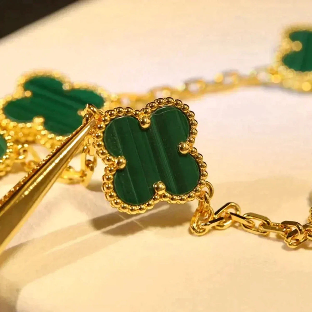 [Stars Jewelry] CLOVER 5 MOTIF MALACHITE BRACELET COLLECTION