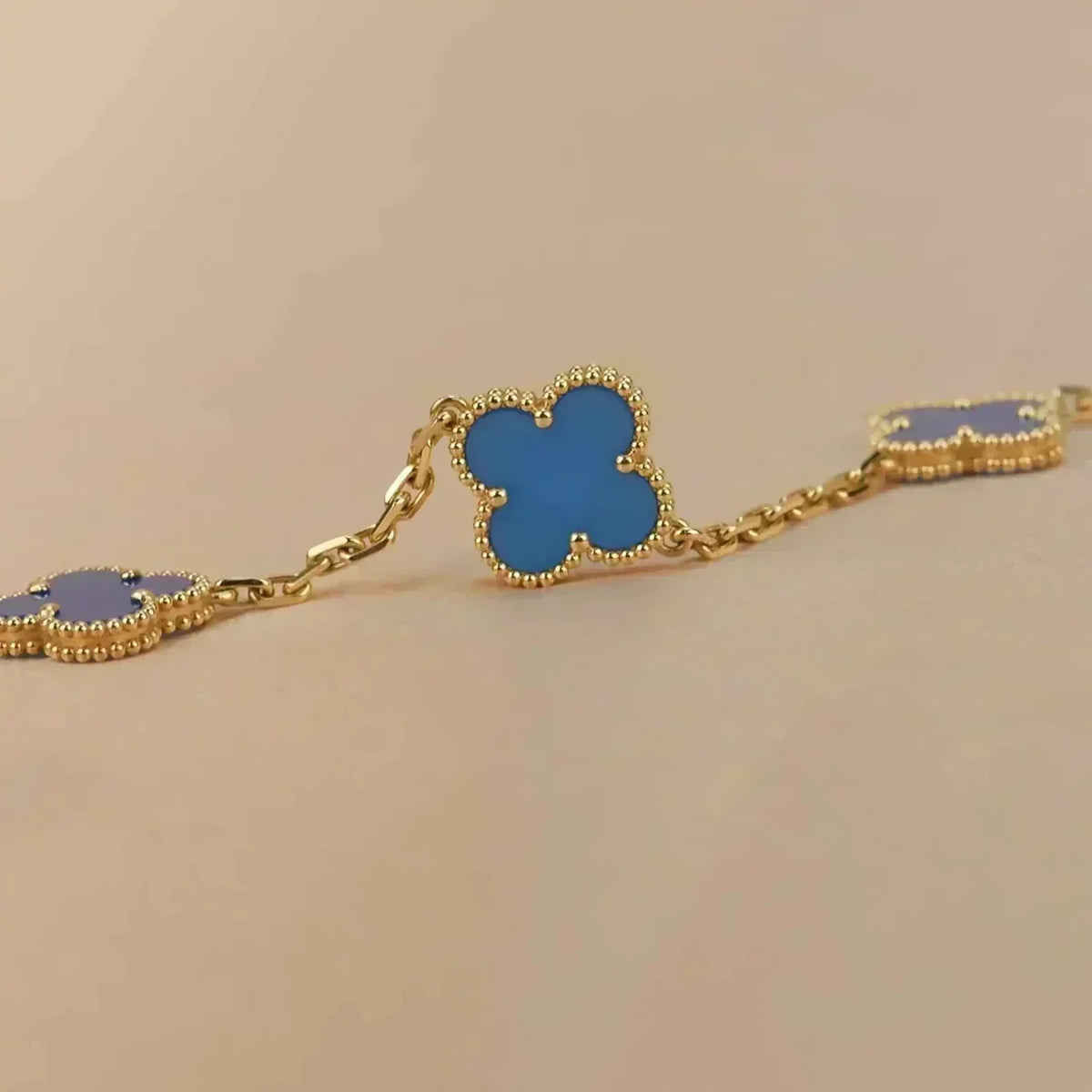 [Stars Jewelry] CLOVER 5 MOTIF BLUE AGATE BRACELET COLLECTION