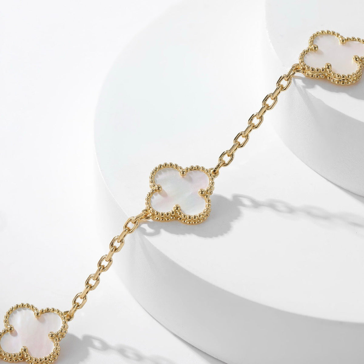 [Stars Jewelry]CLOVER 10 MOTIFS WHITE MOTHER OF PEARL NECKLACE