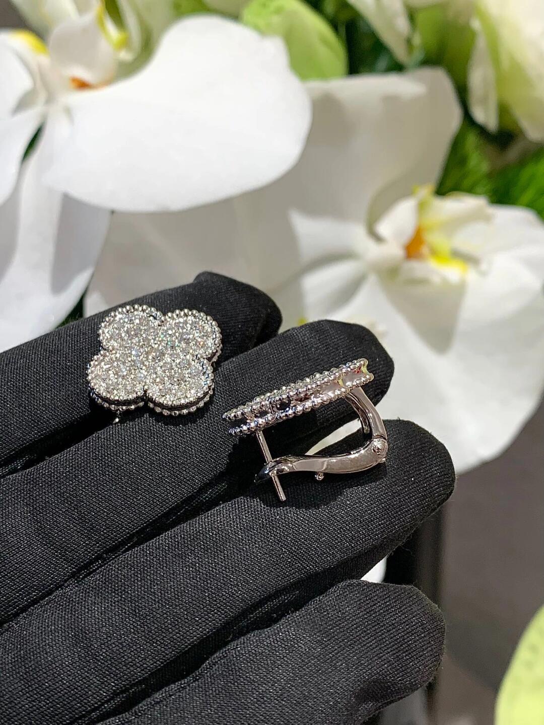 [Stars Jewelry]CLOVER 20MM MOTIFS DIAMOND STUD EARRINGS SILVER