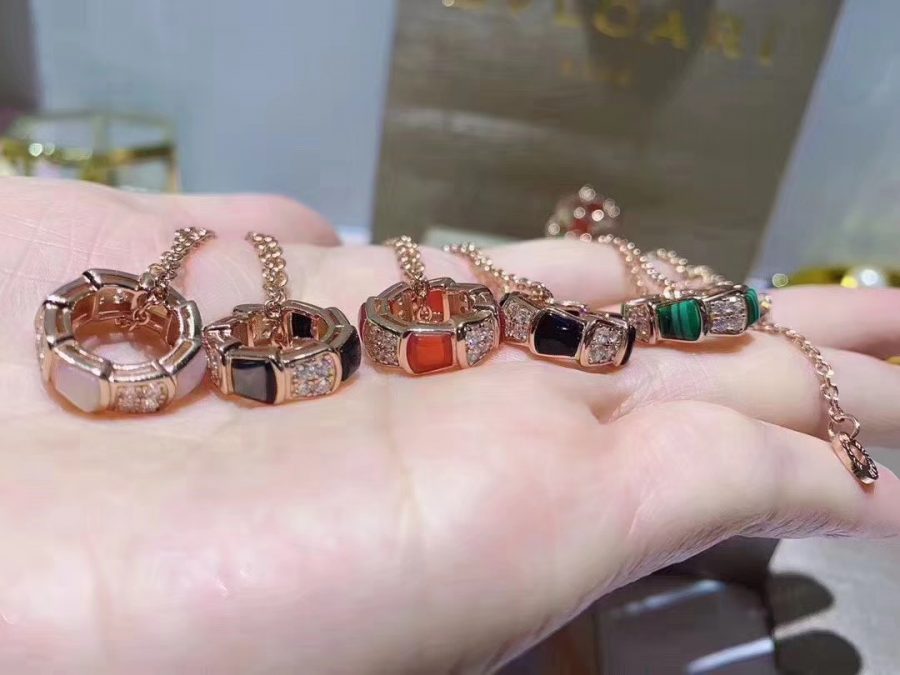 [Stars Jewelry]SERPENTI PEDANT DIAMOND NECKLACE
