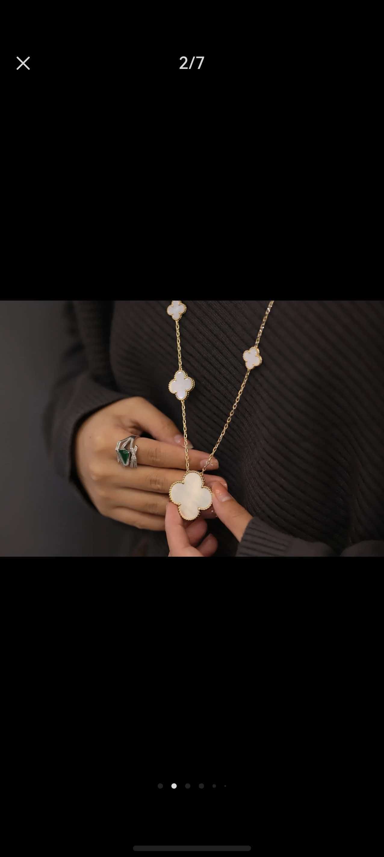 [Stars Jewelry]White Mother-of-Pearl Clover 11-Motif Necklace